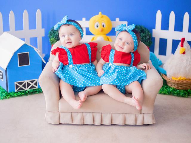 Acompanhamento Mensal de Heloísa & Helena - 8 meses