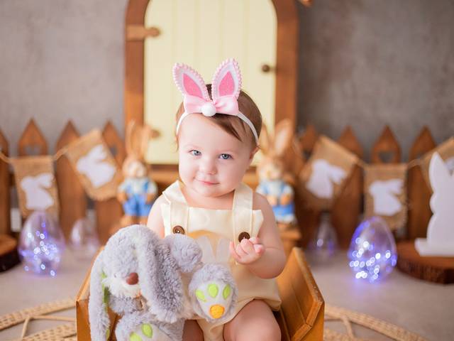 Páscoa 2025 de Lívia - 11 meses