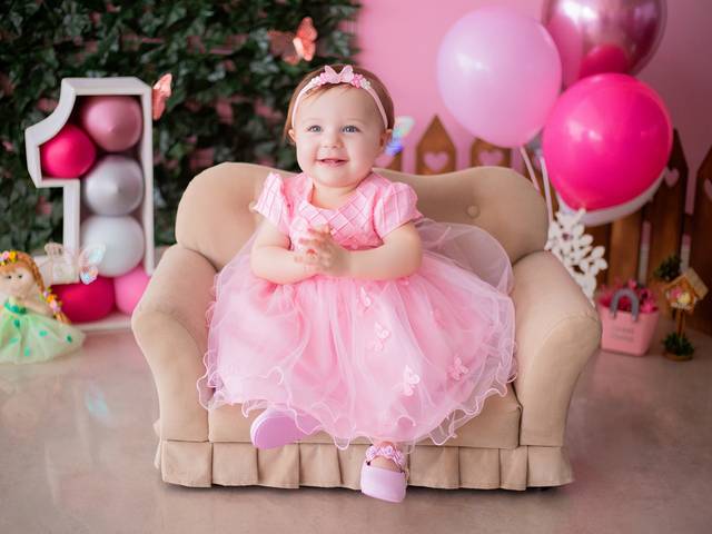 Smash The Cake de Lívia