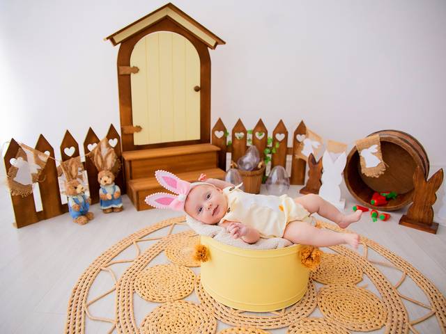 Páscoa 2026 de Elisa - 2 meses