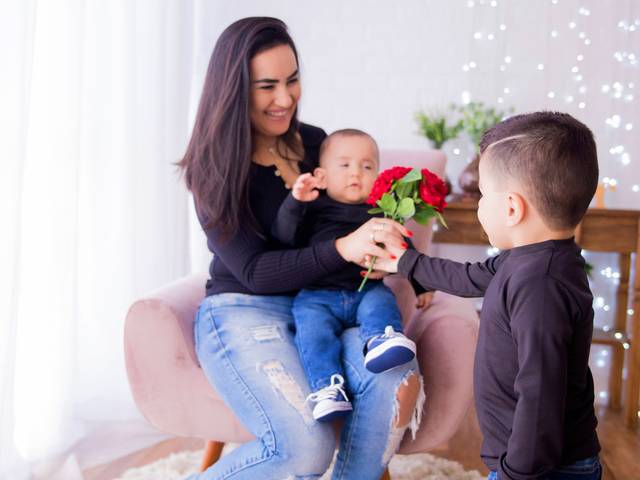 Dia das Mães 2020 de Juliana; Lorenzo & Anthoni
