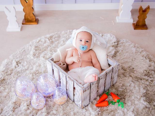 Páscoa 2021 de Julian - 3 meses