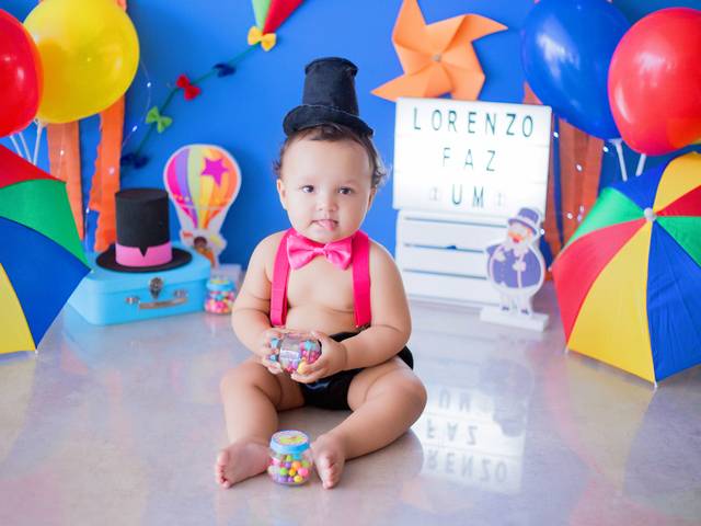 Smash The Cake de Lorenzo Rael