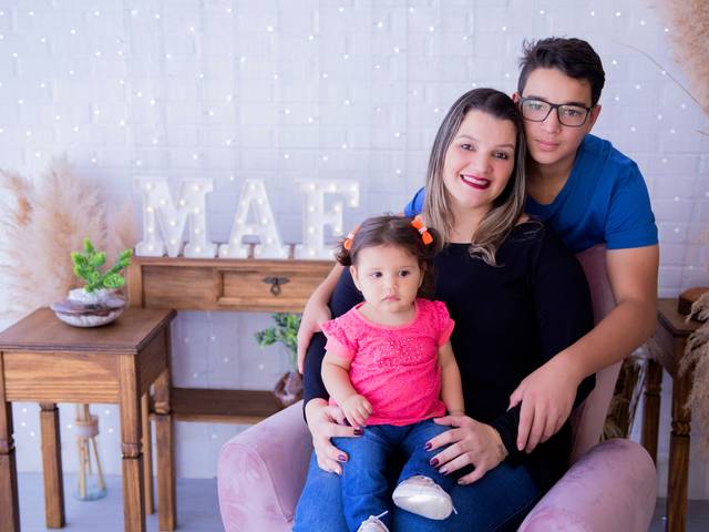 Dia das Mães 2021 de Vanessa; Felipe & Lia Manuela