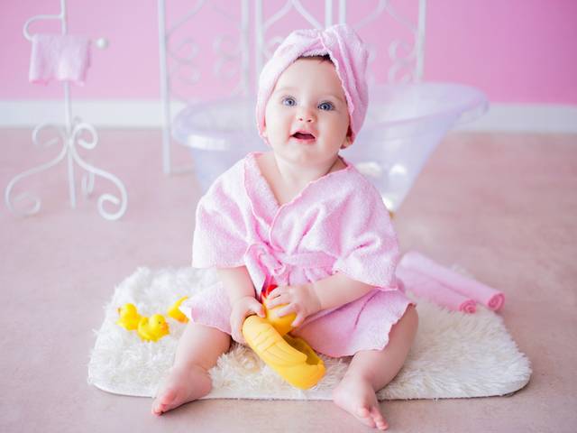 Acompanhamento Mensal de Cecília - 8 meses