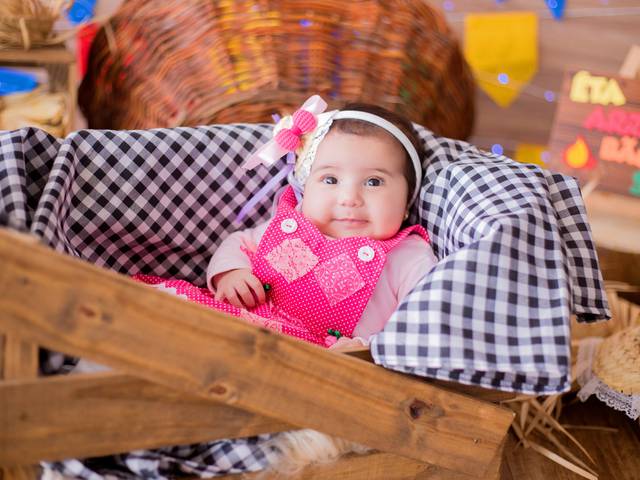 Acompanhamento Mensal de Lívia - 3 meses