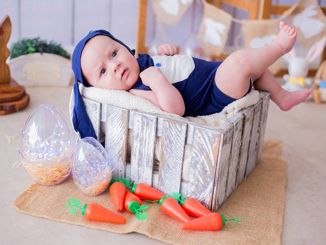 Páscoa 2022 de Arthur - 2 meses