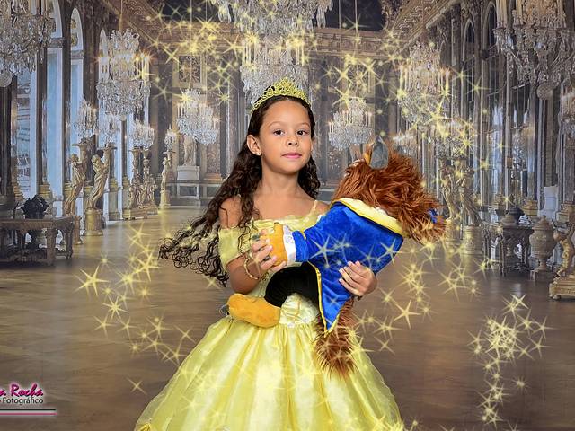 Book Infantil de Allana como Bela e a Fera