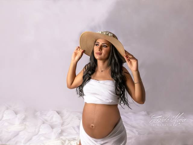 Gestante de Ensaio Gestante Sueide