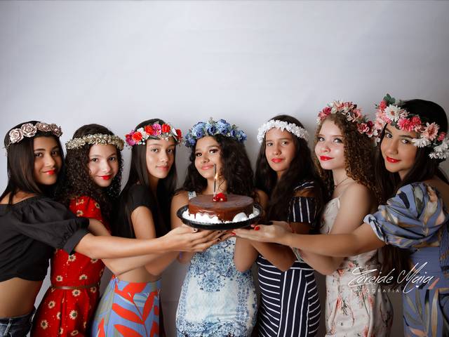 Retrato de Festa Fotobook - Aniversário em estúdio fotográfico