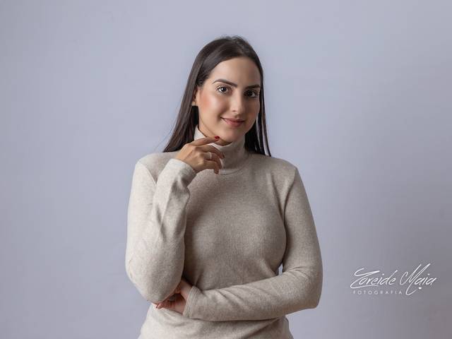 Retrato de Ensaio Contemporâneo Ludimila