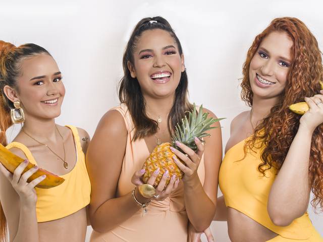 Colecciones de Mujeres Reales y Diversas Lazos LF