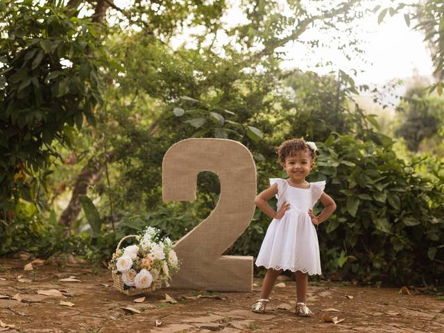 Infantil de Helena em seu ensaio de 2 aninhos