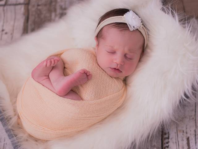 Newborn de Newborn Maju