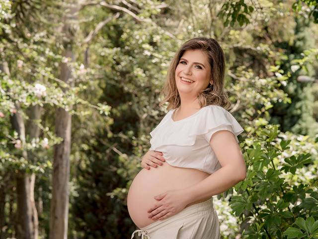 Gestante de Angela + Eduardo = Laura