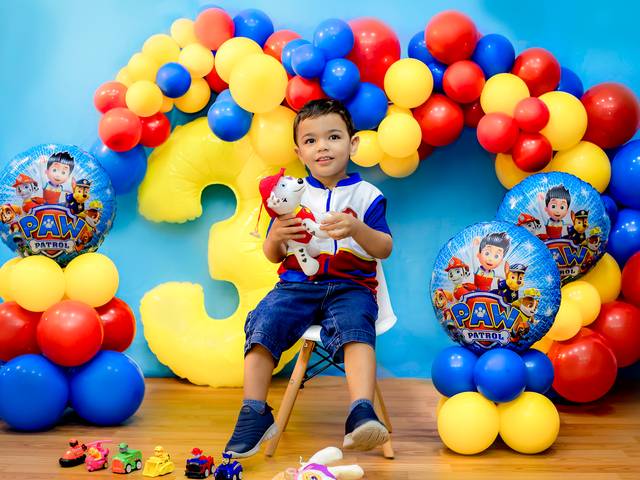 SMASH THE CAKE e ENSAIO ANIVERSÁRIO de Matheus 3 anos Ensaio com tema da Patrulha Canina 
