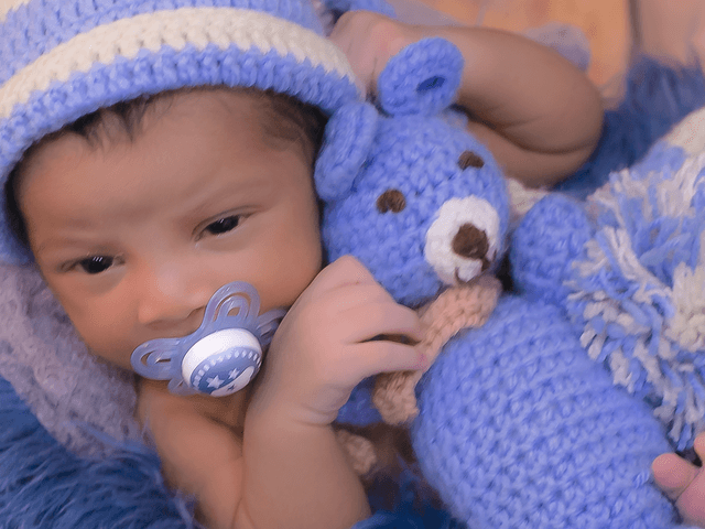 NEWBORN de Gabriel Ensaio Newborn