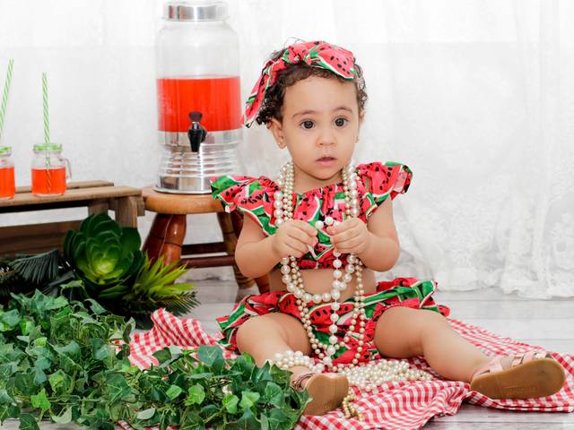 BEBÊS  de Anna Valentina - Ensaio Smash the Watermelon