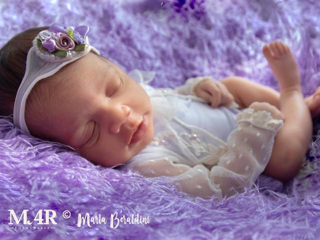 NEWBORN de Esmeralda