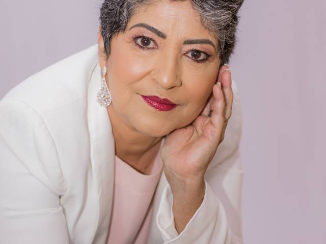  ESTUDIO - ENSAIOS E CORPORATIVO de Ensaio corpotarivo- Vera Porto 