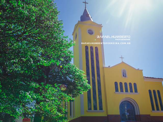 WORK de Fotos da Igreja Nossa Senhora do Rosário de Araguari - Minas Gerais, tiradas em Agosto de 2022