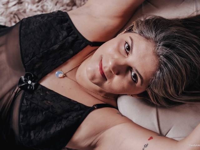 Ensaio Sensual de Kelly Toledo