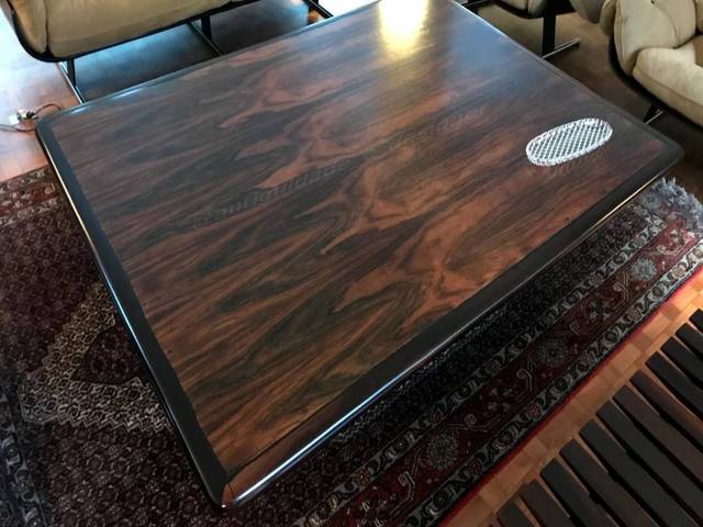 restauro  de Mesa de centro em jacarandá produzida na 