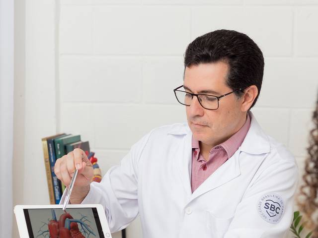 Marca Pessoal de Jarbas Amorim | Médico Cardiologista 