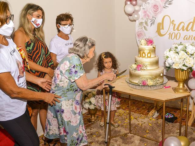Aniversário de 100 Anos Dona Oradia
