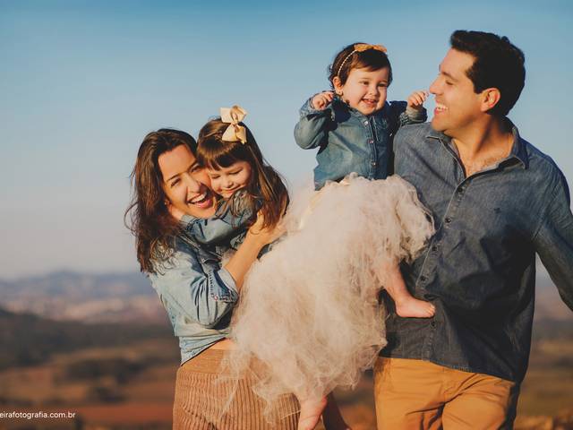 FAMÍLIA de CAROL + JU = LUIZA + RAFAELA