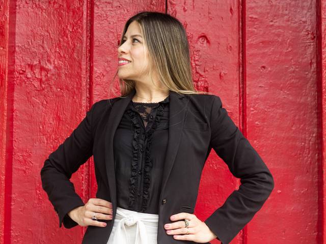 Retrato Corporativo de Ensaio de Posicionamento de Imagem em Cabo Frio - Natália