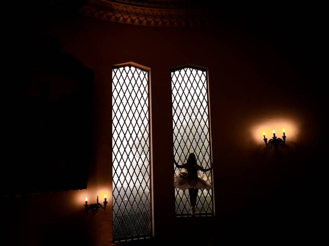 Ensaio Fifteen de JULIE ENSAIO CASTELO