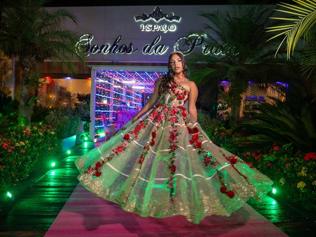 15 anos de 15 ANOS MARIANA