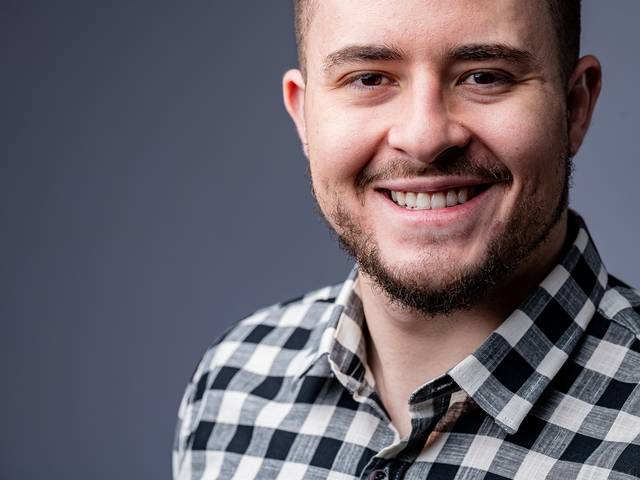 Profissional de Reynaldo Netto - Ensaio Corporativo para Posicionamento de Imagem