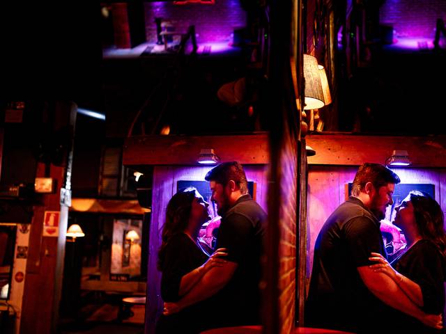 Pre Wedding - E-Session de Ensaio Pré-Wedding de Maria Lígia e Oswaldo: Uma História de Amor Entre Ruínas e Memórias