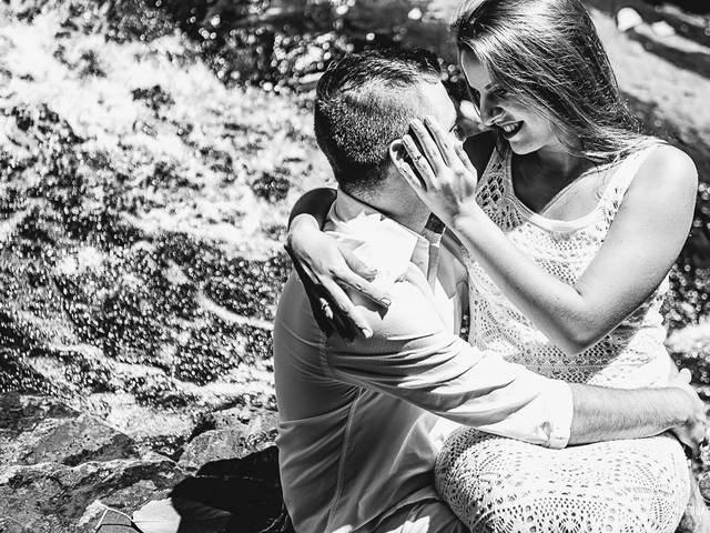 Pre Wedding - E-Session de Amália e Douglas - Pre Wedding no Morro do Gavião em Ribeirão Claro no Paraná