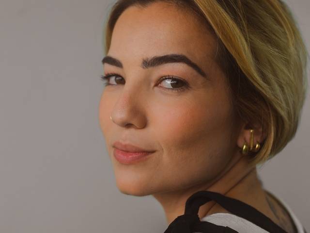 Corporativo de Ellen Dantas