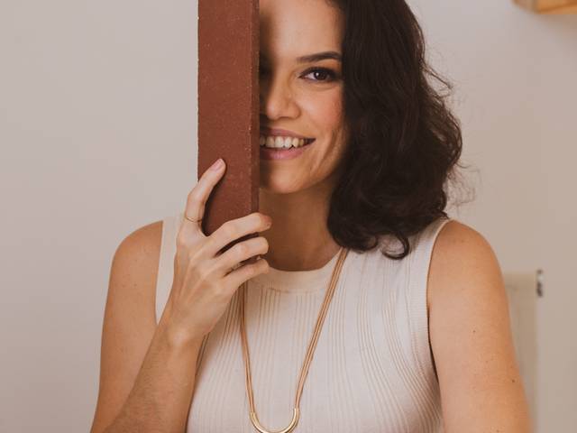 Corporativo de Lais Prata