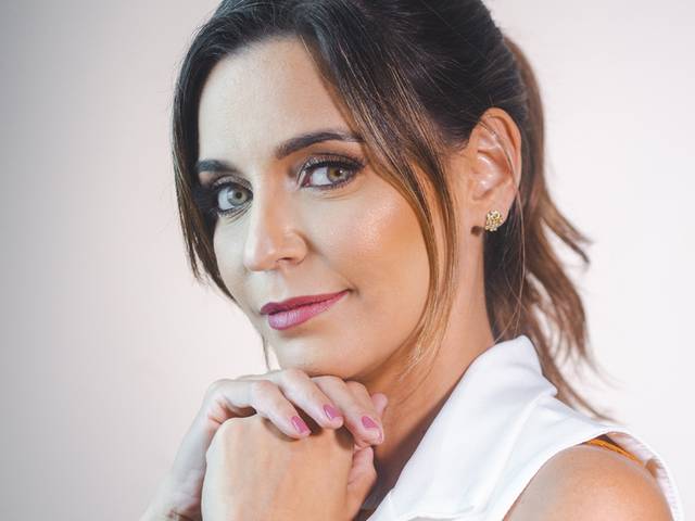 Corporativo de Luzia Barreto