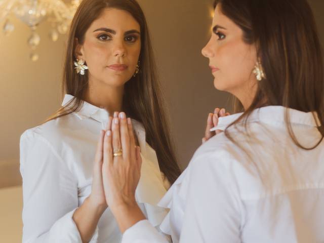 Corporativo de Lígia Telles