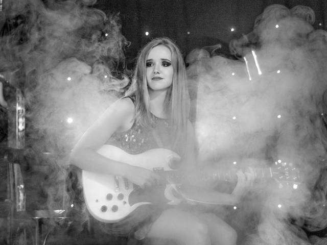 Book 15 anos - Debut de Luiza - Ensaio Rock and Roll