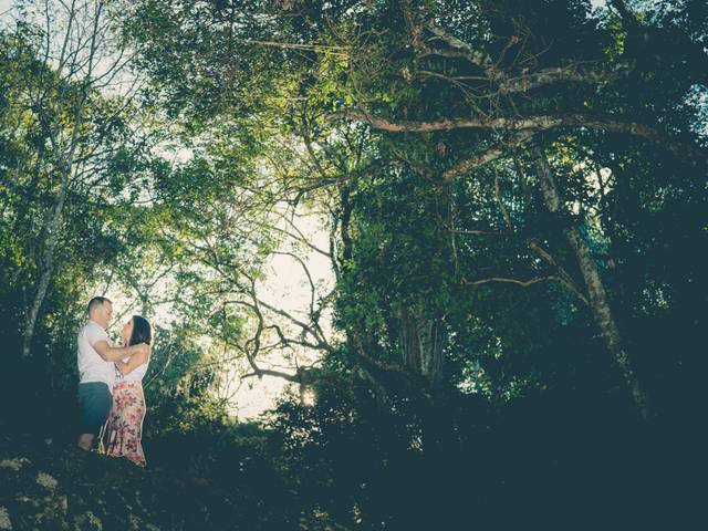 Ensaio Casal de Ensaio Pré casamento com Cachoeira e Pub em Chapecó - Giselle e Matheus