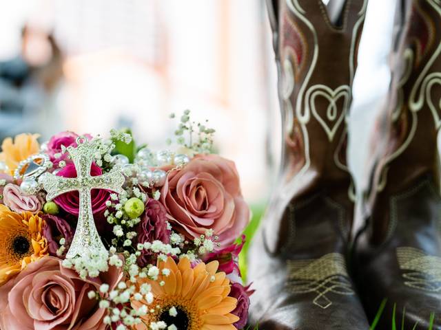 Casamentos e Bodas de Jaiane e Anderson - Casamento Católico Domingo de Manhã