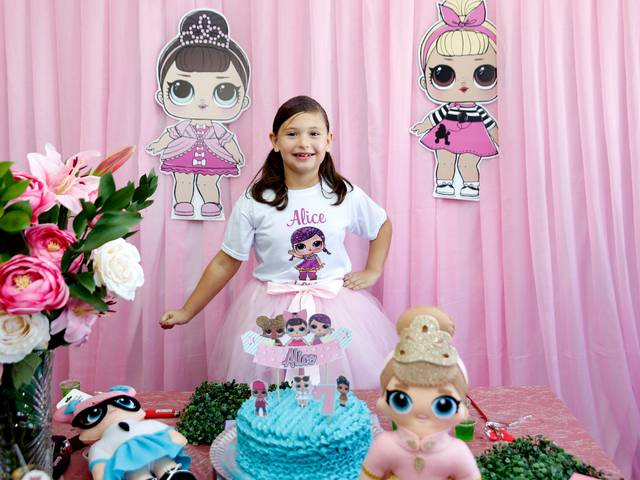 Aniversários de Aniversário da Alice