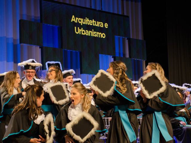 formaturas de Bárbara C. Grechi / Arquitetura PUCRS