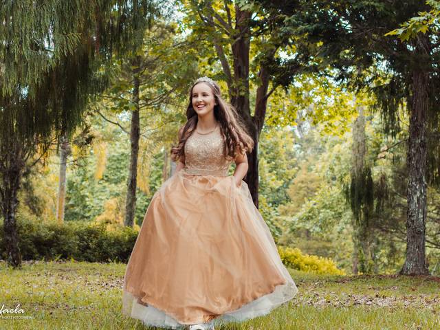 Debutante  de 15 Anos Camila