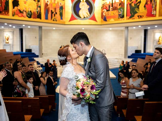 Casamentos em Igreja de Lorrany e Rodrigo