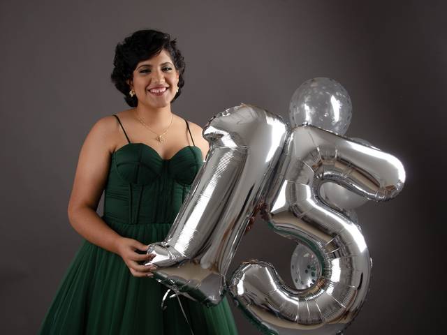 XV años de XV Años