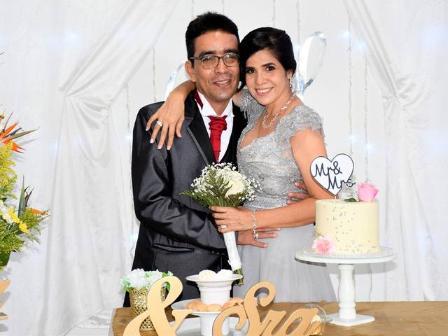 MATRIMONIO de BODAS DE PLATA - 25 AÑOS