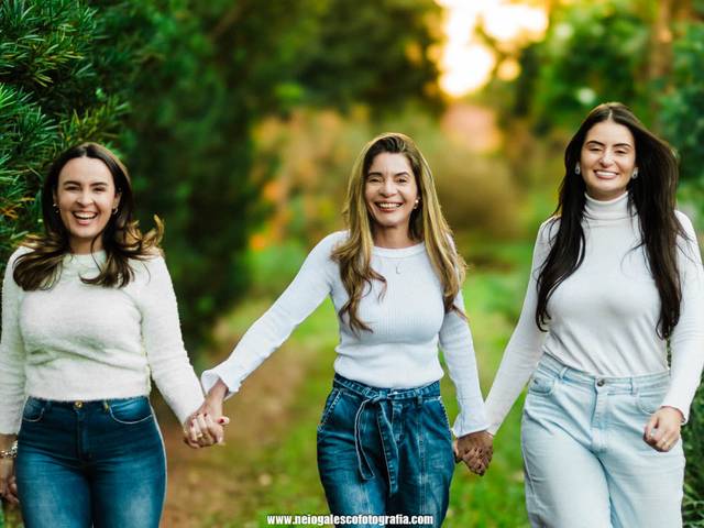 ENSAIO DE FAMÍLIA de PATRICIA, GABI E ISA... MÃE E FILHAS